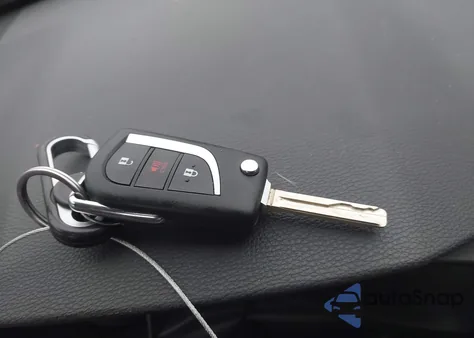 2022 Toyota Rav4 Le из США, поврежденный, VIN JTMF1RFV8ND089900